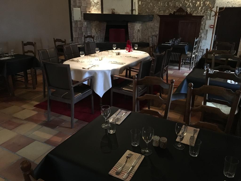 L'Art Dit Vin Saint-Aigulin Exterior photo